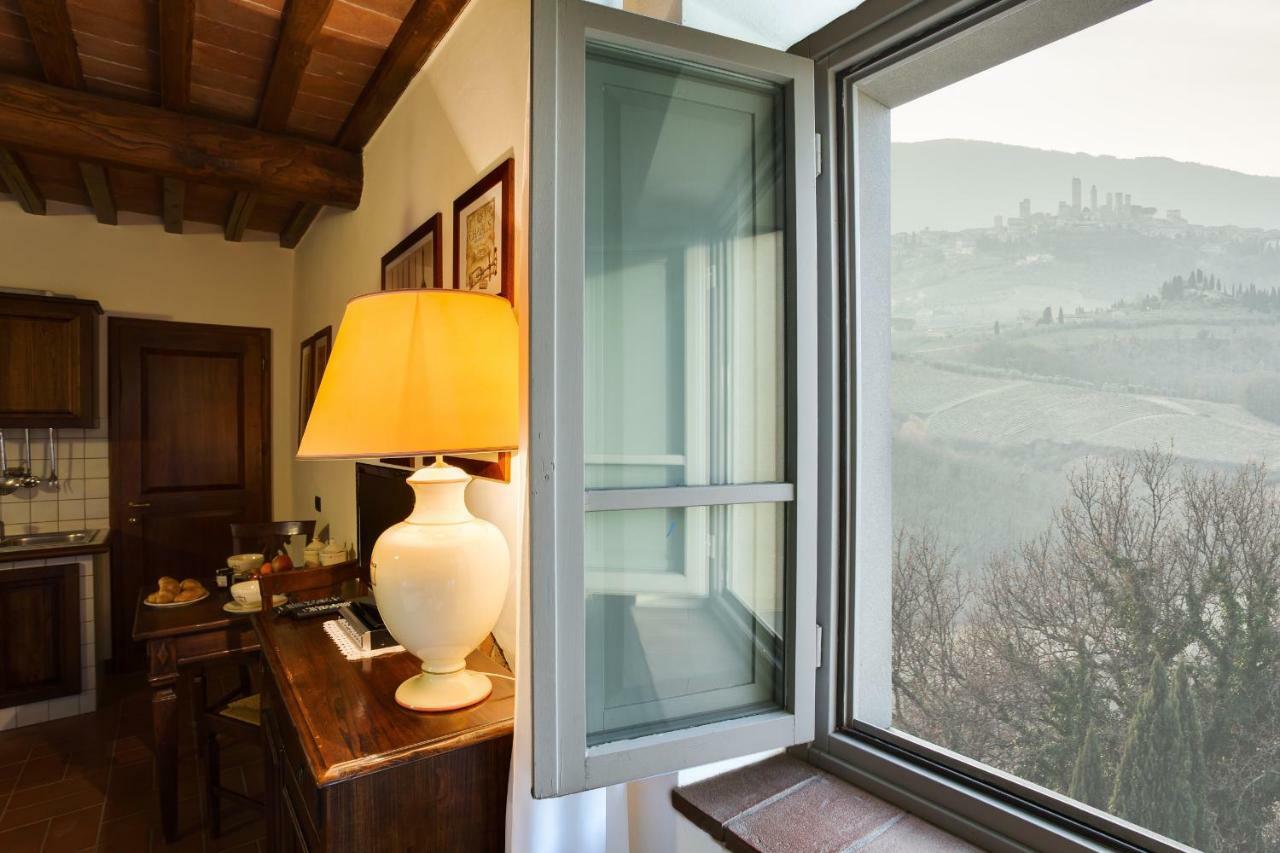 Castello Di Fulignano Soarzio Panoramic Apartment San Gimignano Luaran gambar